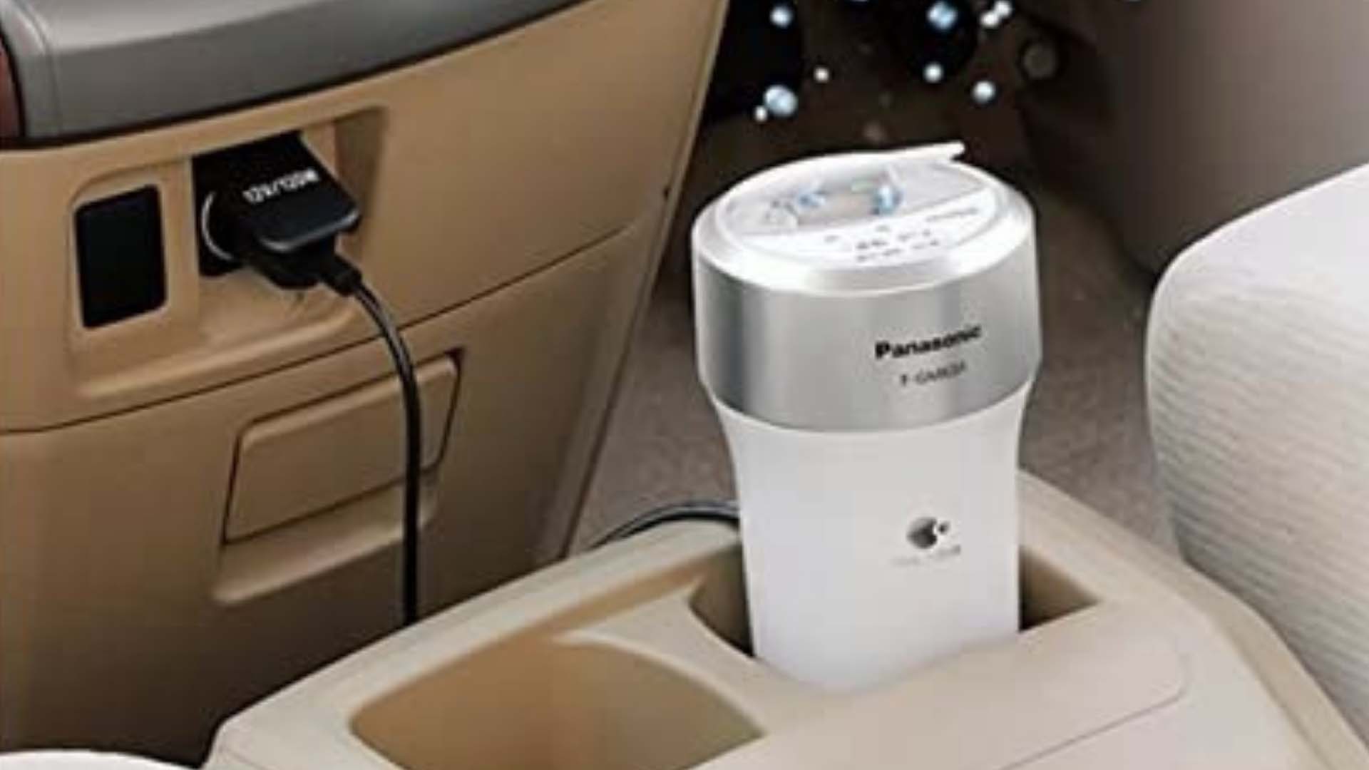 Máy lọc không khí ô tô Panasonic F-GMK01-W